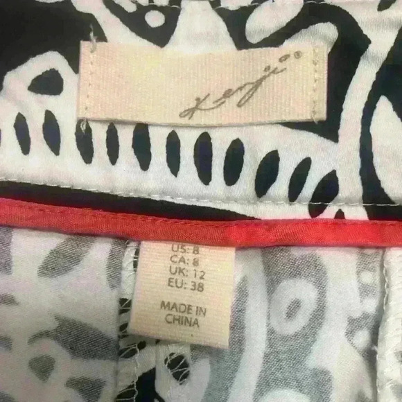 KENZIE MICRO SHORTS BLACK/WHITE SPRING SUMMER CASUAL PAISLEY PRINT SZ 8 - Picture 5 of 7